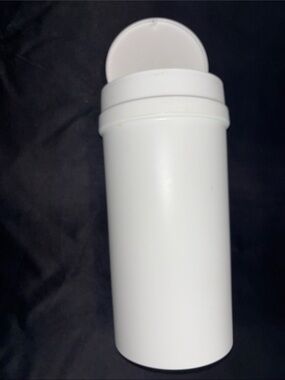 White Travel Wipes Dispenser - Kids Bath Accessory